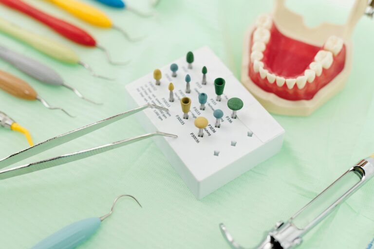 Therapeutic Dentistry: Fundamentals and Techniques